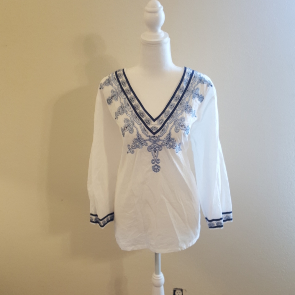 lightweight 100% cotton blouse with embroidery